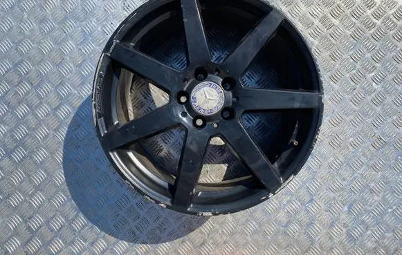 R18 alloy rim
