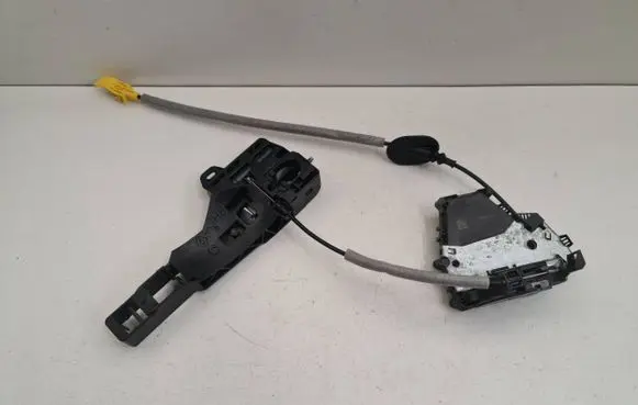 Renault Captur II Front door lock 805020417R