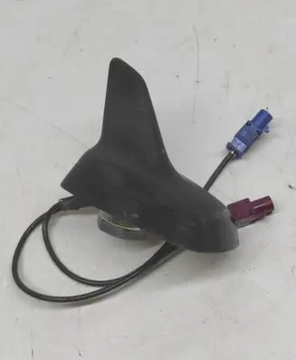 Audi A4 Allroad B8 Aerial GPS antenna 8K9035503A 7617431041