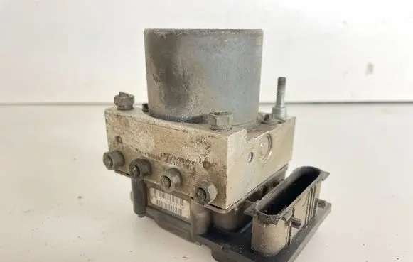 Nissan Primera ABS Pump 0265800334 474L1210205