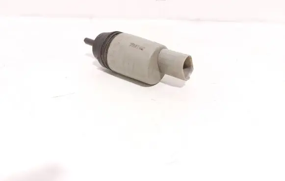 BMW 1 E81 E87 Windscreen/windshield washer pump 67126934159 23557610