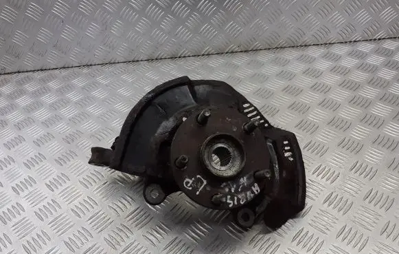 Toyota Auris 150 Front wheel hub spindle knuckle