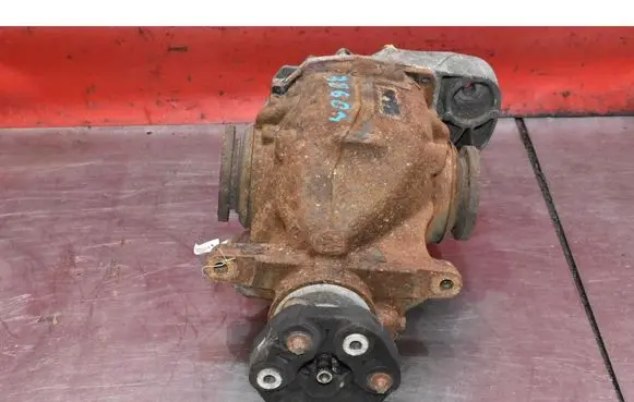 BMW X3 E83 Rear differential 