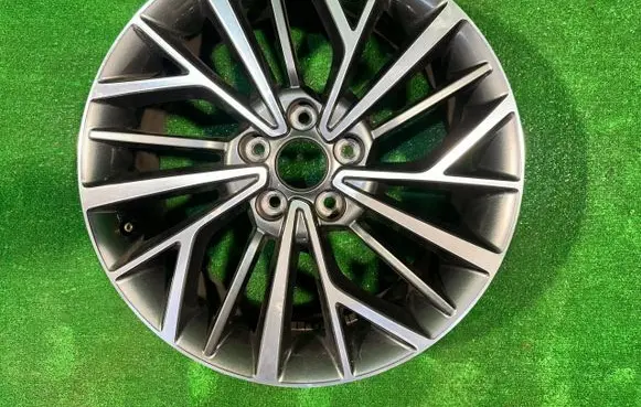 Hyundai Tucson TL R18 alloy rim 