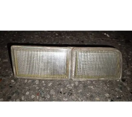 Volkswagen Golf III Front reflector 121602b