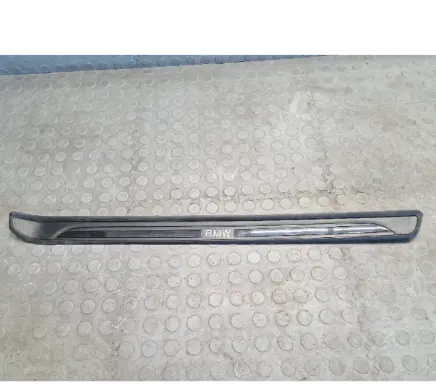 BMW 1 E82 E88 Front sill trim cover 7174560