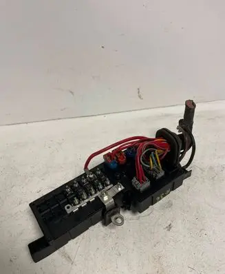 Volvo XC70 Fuse box set 30728008 518828108