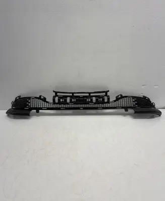 Peugeot 208 I Front bumper lower grill 9673855677