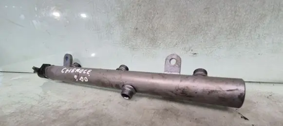 Jeep Grand Cherokee (WK) Fuel main line pipe A6420702595