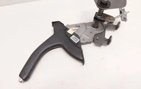 KIA Sportage Handbrake/parking brake lever assembly 597103W900