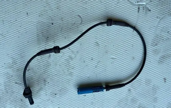 BMW 5 E60 E61 ABS brake wheel speed sensor 