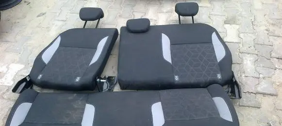 Dacia Sandero II Second row seats 