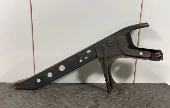 Toyota Avensis T250 Radiator support slam panel bracket 