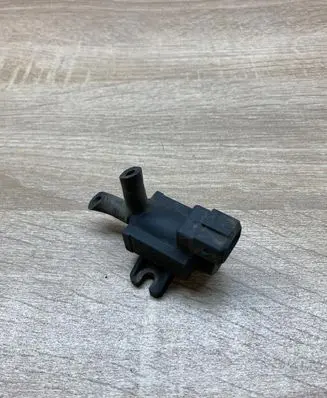 Opel Meriva A Vacuum valve 72244800