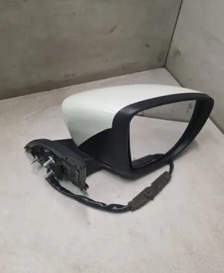 Nissan Leaf II (ZE1) Front door electric wing mirror 0417021 E20417021