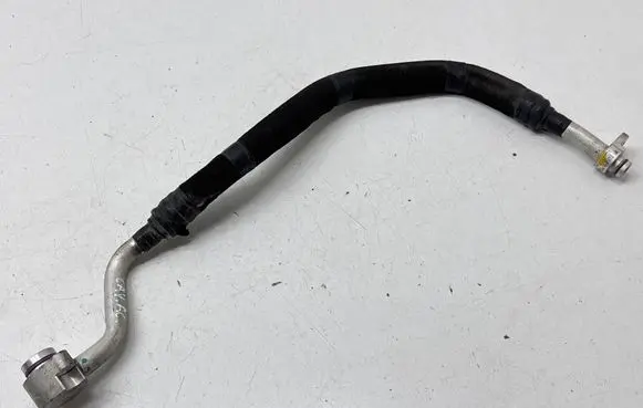 Porsche Cayenne (9Y0 9Y3) Air conditioning (A/C) pipe/hose 9Y0816743C