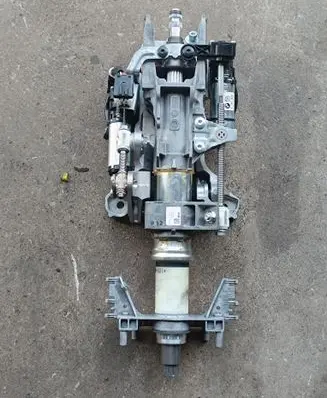 BMW 5 GT F07 Steering wheel axle 1056004K