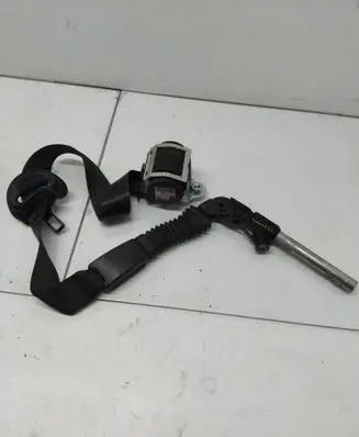 BMW 5 E60 E61 Front seatbelt 601629800 050104