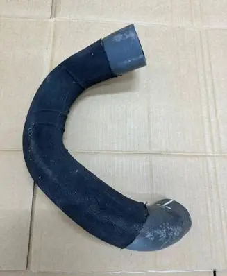 Audi Q5 SQ5 Intercooler hose/pipe 80A145738F