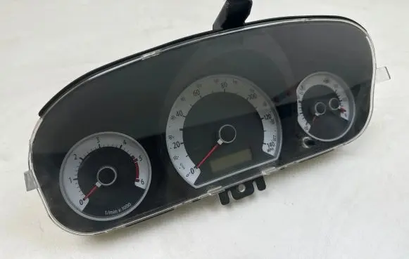 KIA Ceed Speedometer (instrument cluster) 940011H570 D570