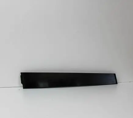 Volkswagen Touran I Front door glass trim molding 1T0837889