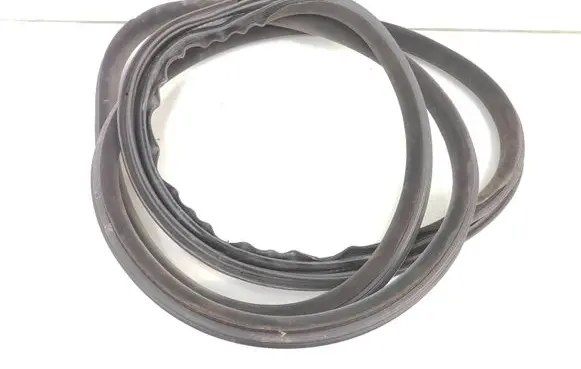 Volvo S80 Front door rubber seal
