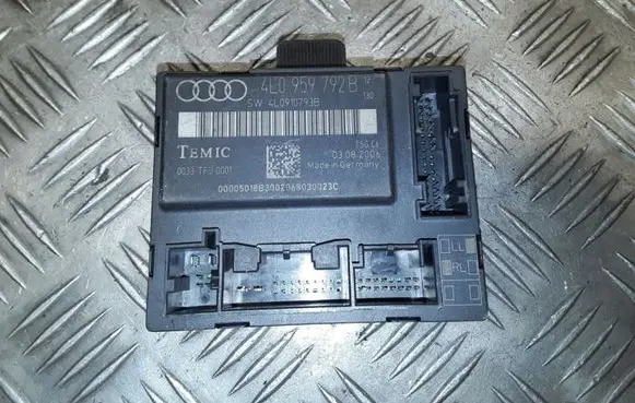 Audi Q7 4L Door control unit/module 4L0959792B 4L0910793B 0033TFJ0001