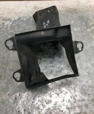 Audi A6 S6 C6 4F Air intake duct part 4F0145333DBILI 4F0145333D