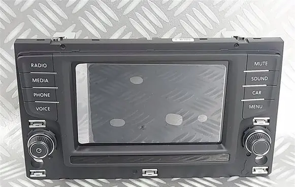 Volkswagen Touran III Radio/CD/DVD/GPS head unit 3G0919605B