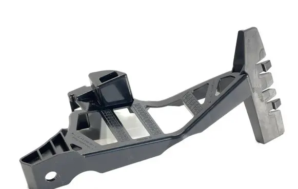 Mercedes-Benz GLA W156 X156 Rear bumper mounting bracket A1568853400