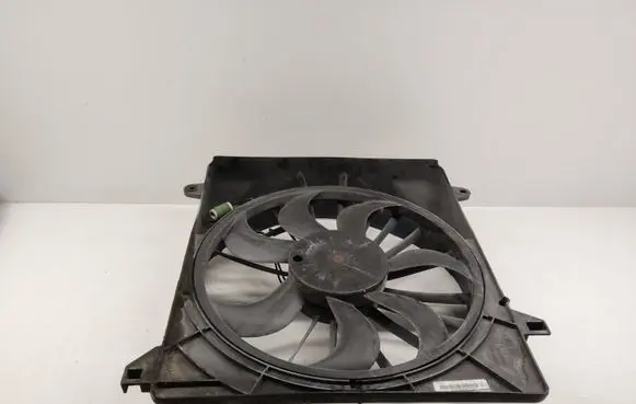 Dodge Nitro Radiator cooling fan shroud 83403