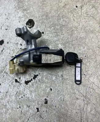 Toyota Yaris Ignition lock 8978352010 88LP0017 2842102135