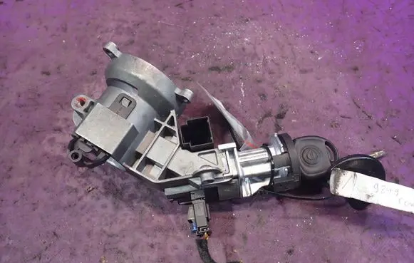 Opel Corsa D Ignition lock 