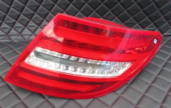 Mercedes-Benz C W204 Rear/tail lights 2048205864 601004 601000