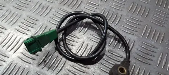 Volkswagen PASSAT B5 Detonation knock sensor 054905377H 5WM1511