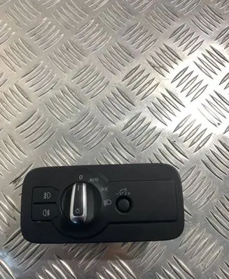 Volkswagen Touareg II Light switch 7P6941431D