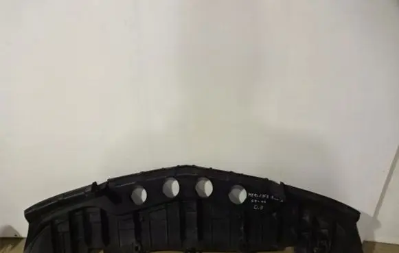 Mercedes-Benz A W169 Front bumper skid plate/under tray 