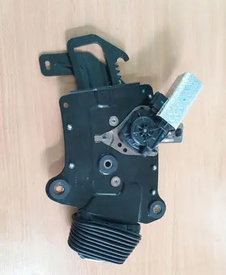 Citroen DS7 Crossback Front passenger seat console base 