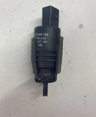 BMW 3 E46 Windscreen/windshield washer pump 8362154