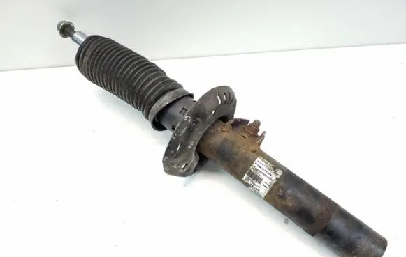 Volkswagen Jetta VI Front shock absorber/damper 5C0413031