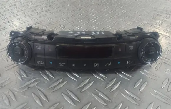 Mercedes-Benz E W211 Climate control unit 2118300685