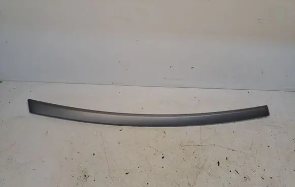 BMW 3 E90 E91 Dashboard glove box trim 7121473