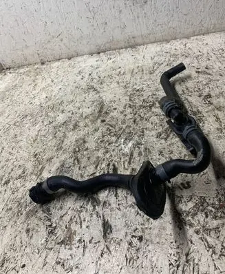 Audi A4 S4 B9 Engine coolant pipe/hose 8w1819372