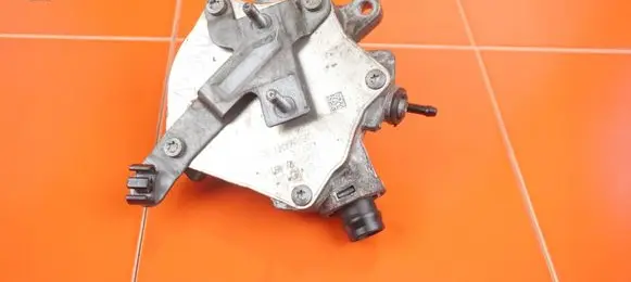 Ford Fiesta Vacuum pump CM5G2A451GB 19MB40