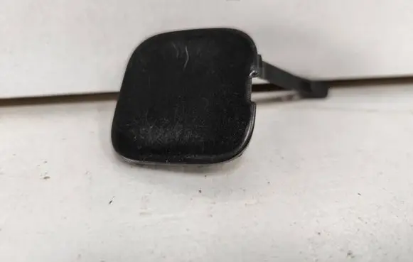 Renault Megane II Front tow hook cap/cover 8200115121