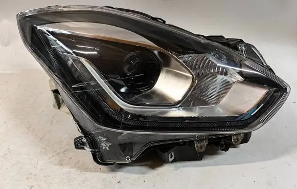 Suzuki Swift III Headlight/headlamp 