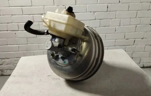 BMW 5 E60 E61 Brake booster 296765937051