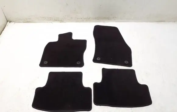Skoda Karoq Car floor mat set 57B864435