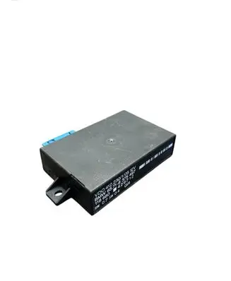 BMW 5 E39 Cruise control unit/module 65718375497 8375496