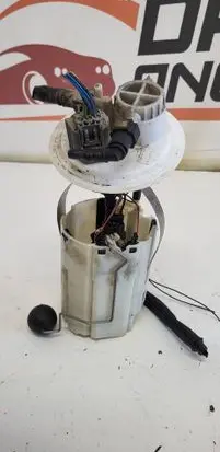 Volvo V70 In-tank fuel pump 8621856